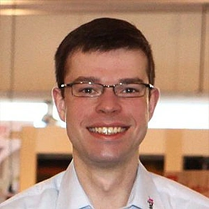 Herr Hermann Teppiche & Bodenbeläge